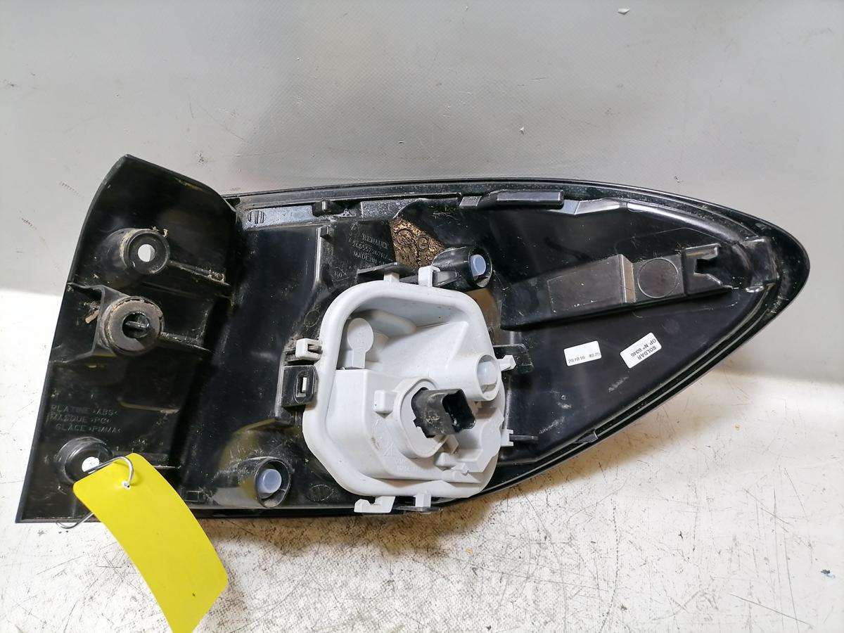 Renault Captur 1 original R&uuml;cklicht R&uuml;ckleuchte Schlussleuchte links Bj.2017